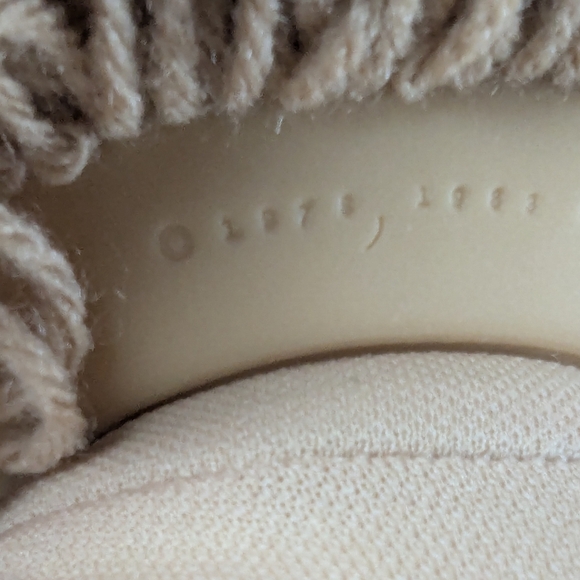 Cabbage Patch Kid Doll In Excellent Condition Clothes Have Stains - Picture 11 of 16